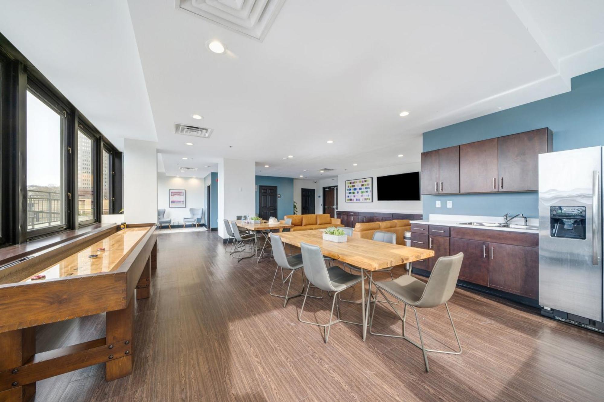 Apartamento Vibrant Luxury Prime Location 24-7 Onsite Parking Gym Lounge Pittsburgh Exterior foto
